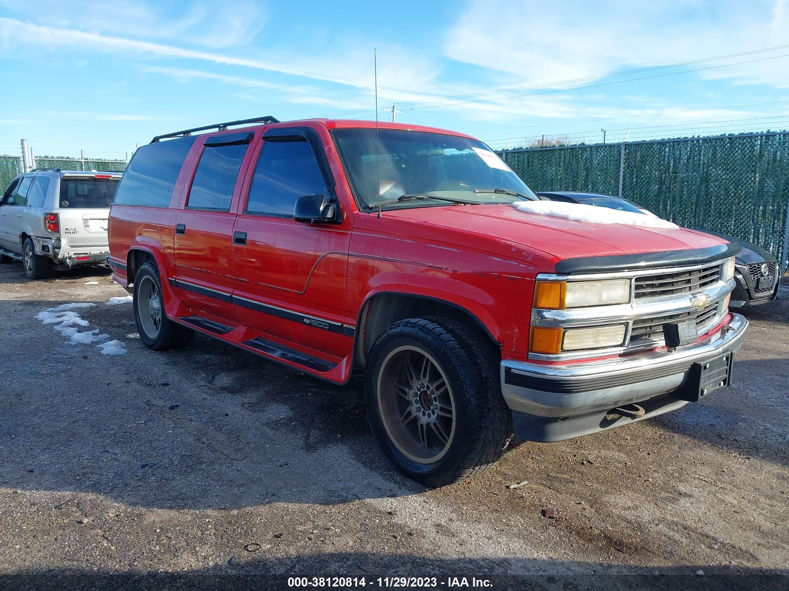 CHEVROLET SUBURBAN 1995 1gnfk16k6sj447634