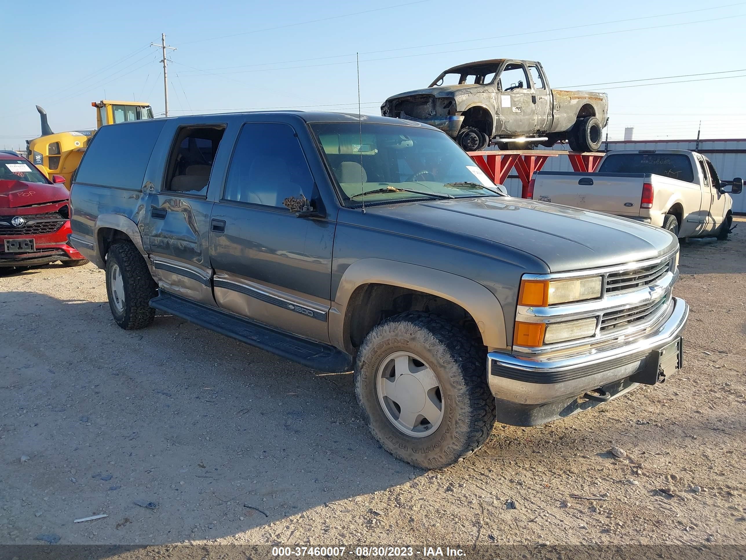 CHEVROLET SUBURBAN 1999 1gnfk16r3xj362254