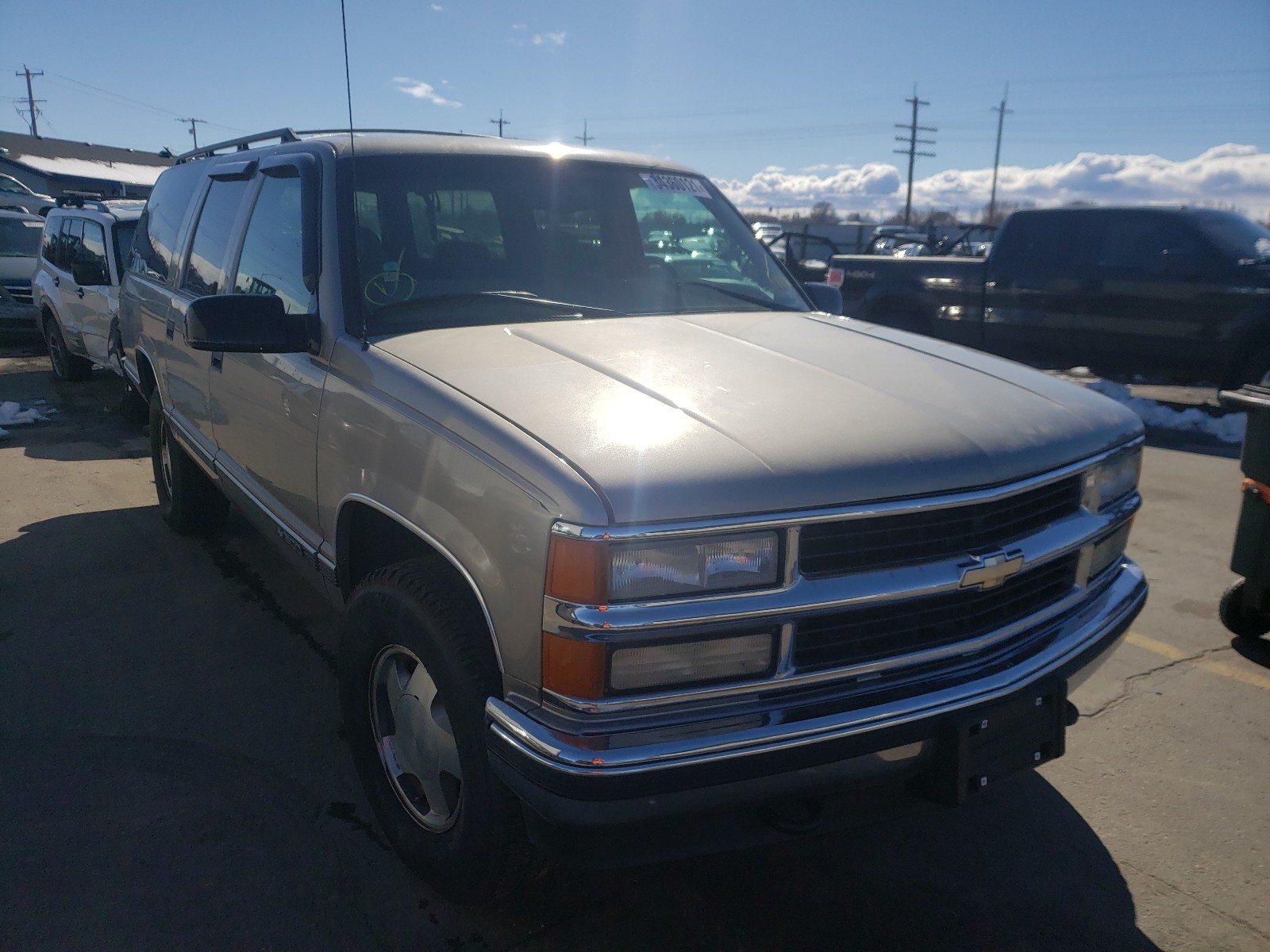 CHEVROLET SUBURBAN K 1999 1gnfk16r3xj556038