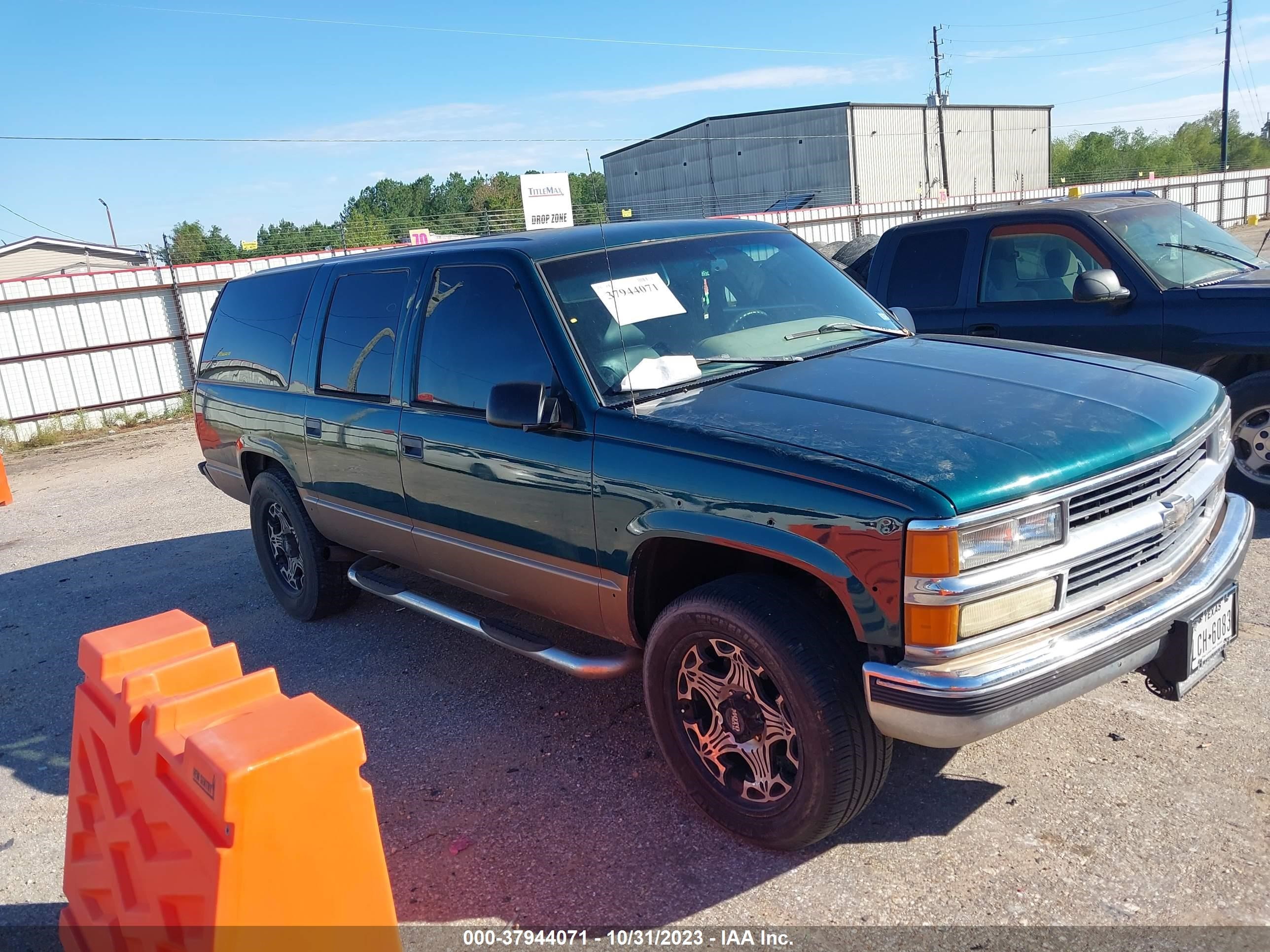 CHEVROLET SUBURBAN 1996 1gnfk16r4tj419328