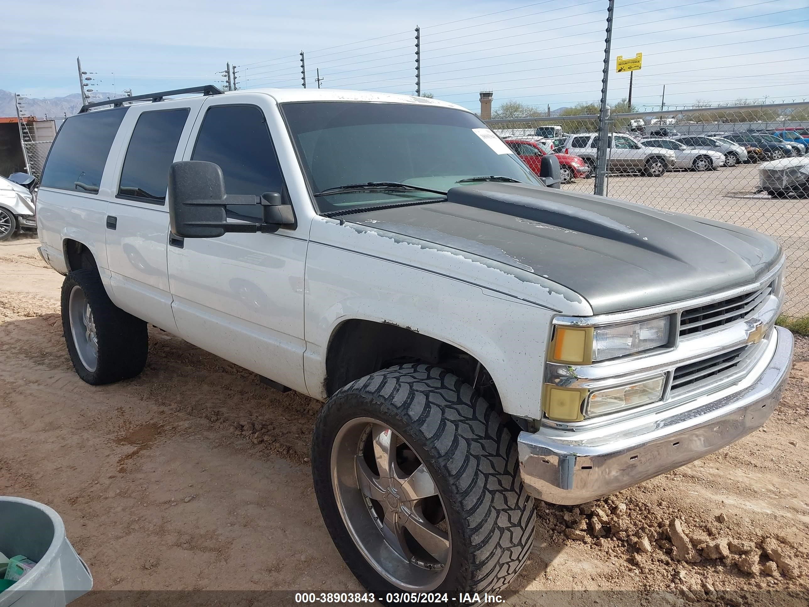 CHEVROLET SUBURBAN 1996 1gnfk16r6tj361562