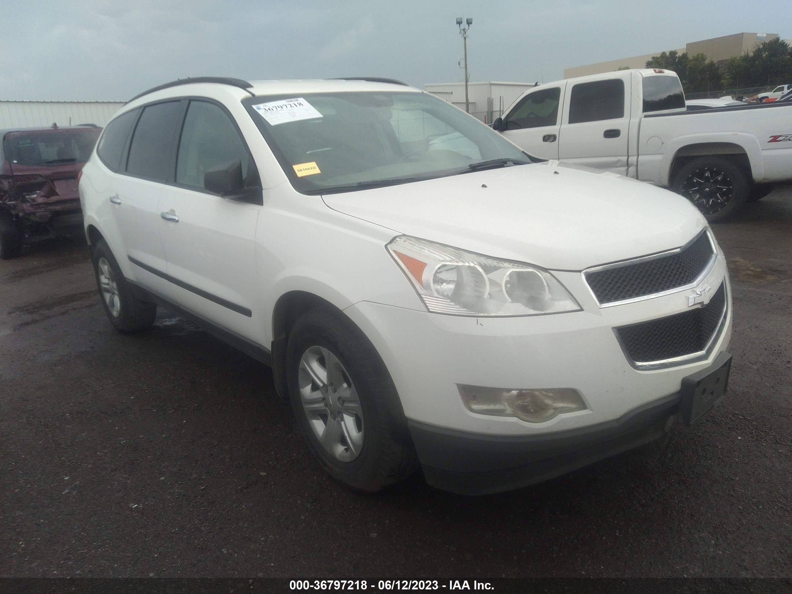 CHEVROLET TRAVERSE 2012 1gnkrfed2cj386388