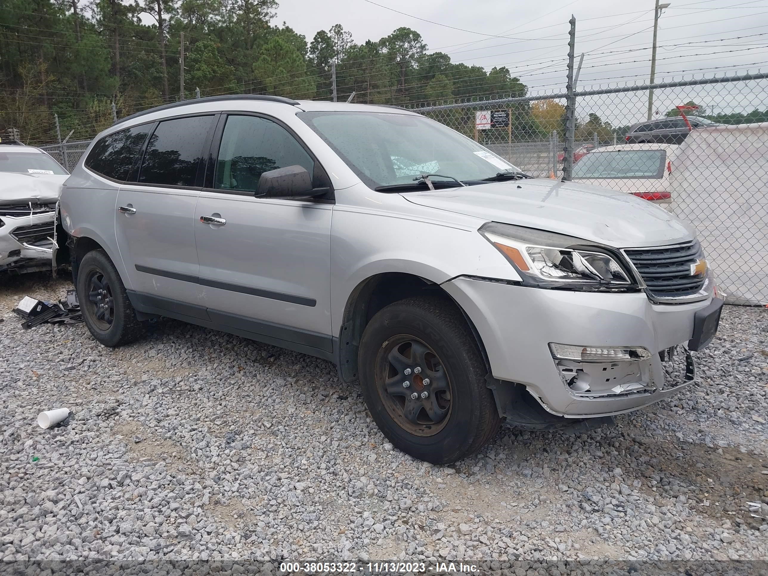 CHEVROLET TRAVERSE 2017 1gnkrfed2hj145082