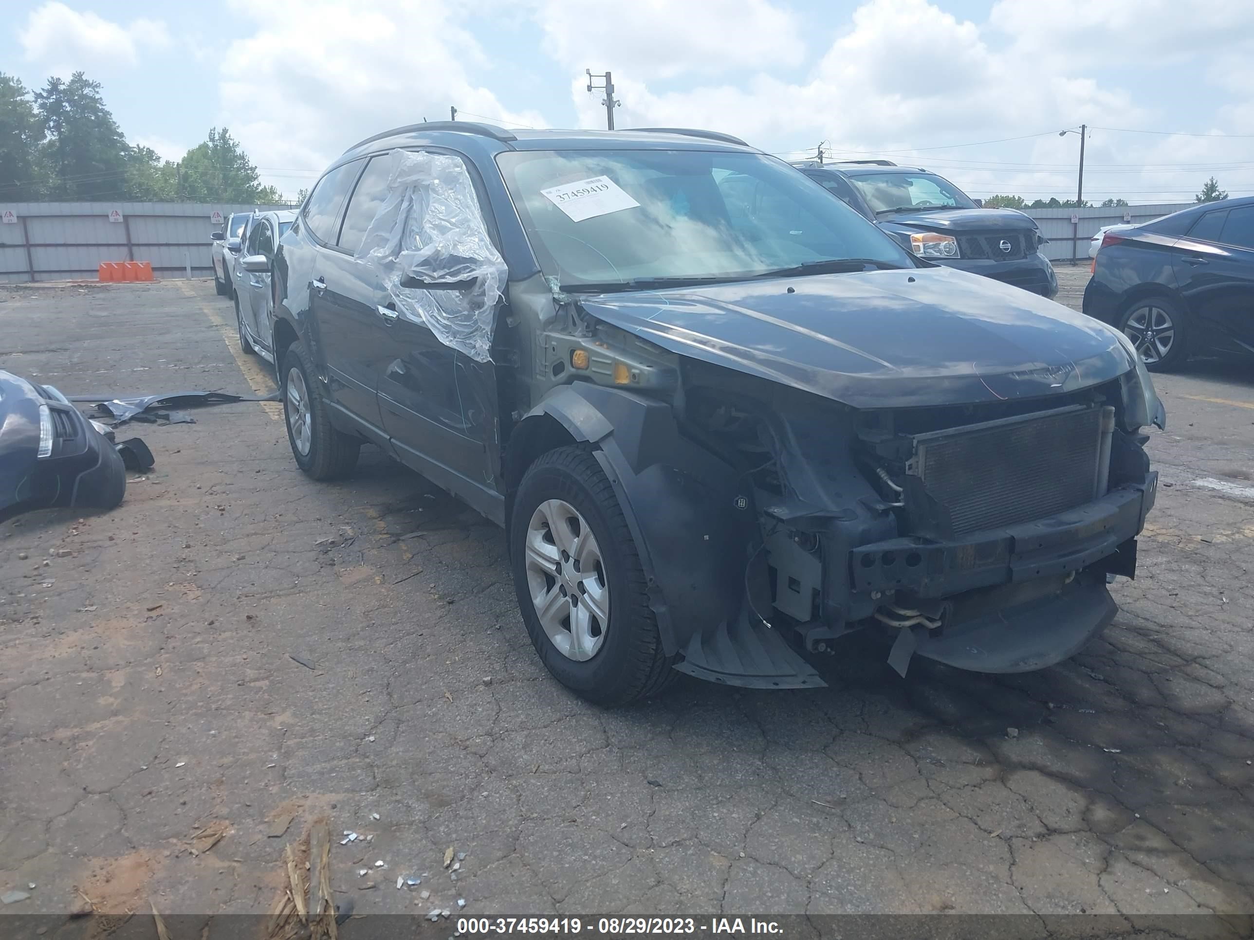 CHEVROLET TRAVERSE 2017 1gnkrfed2hj210237