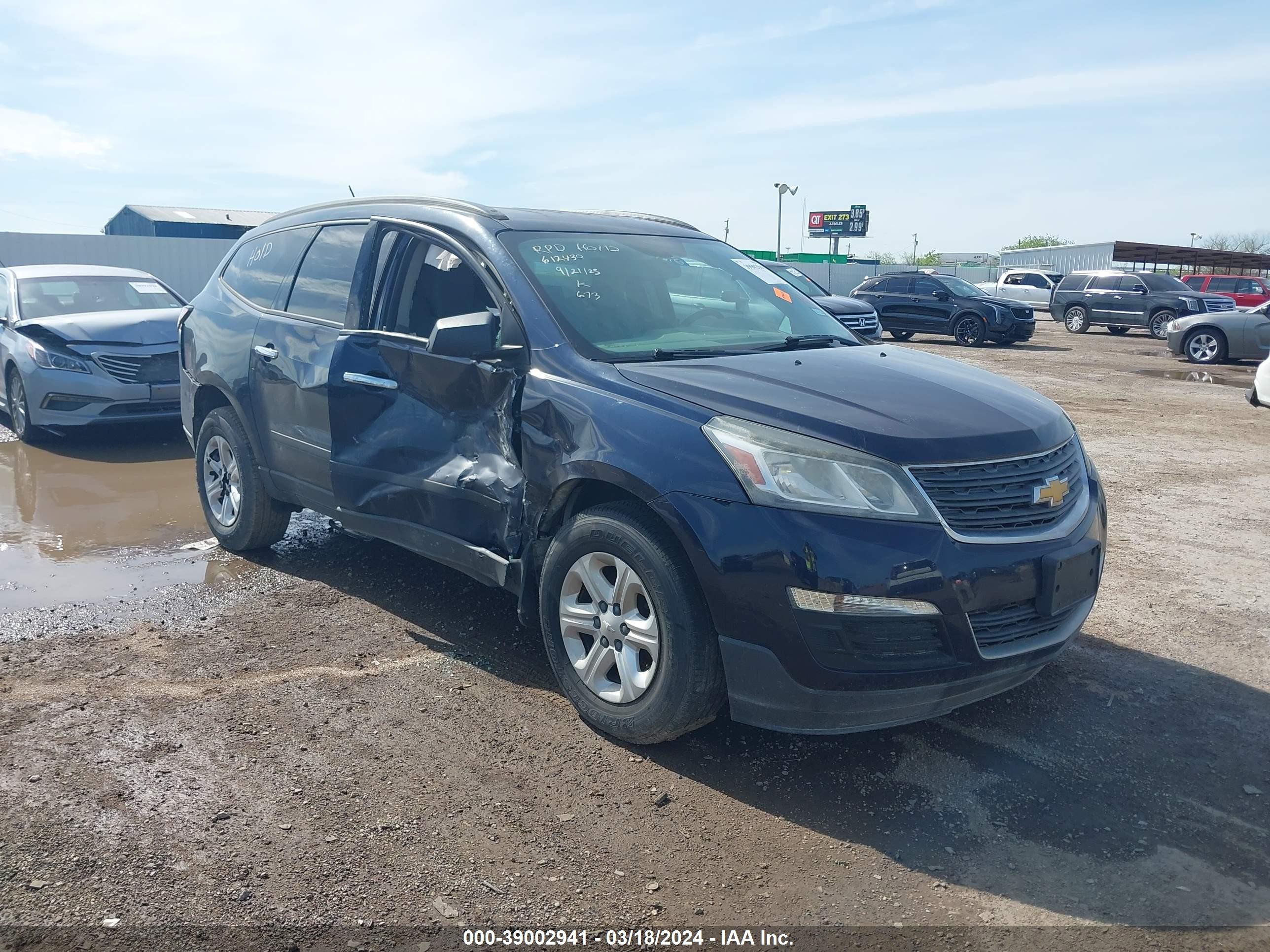 CHEVROLET TRAVERSE 2015 1gnkrfed3fj146299