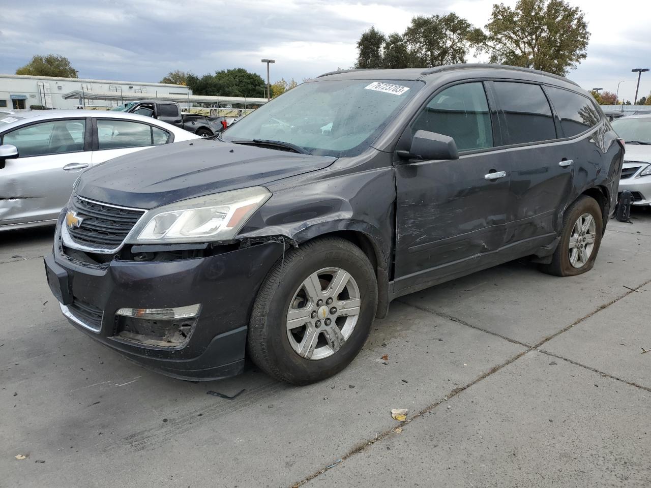 CHEVROLET TRAVERSE 2015 1gnkrfed3fj150403