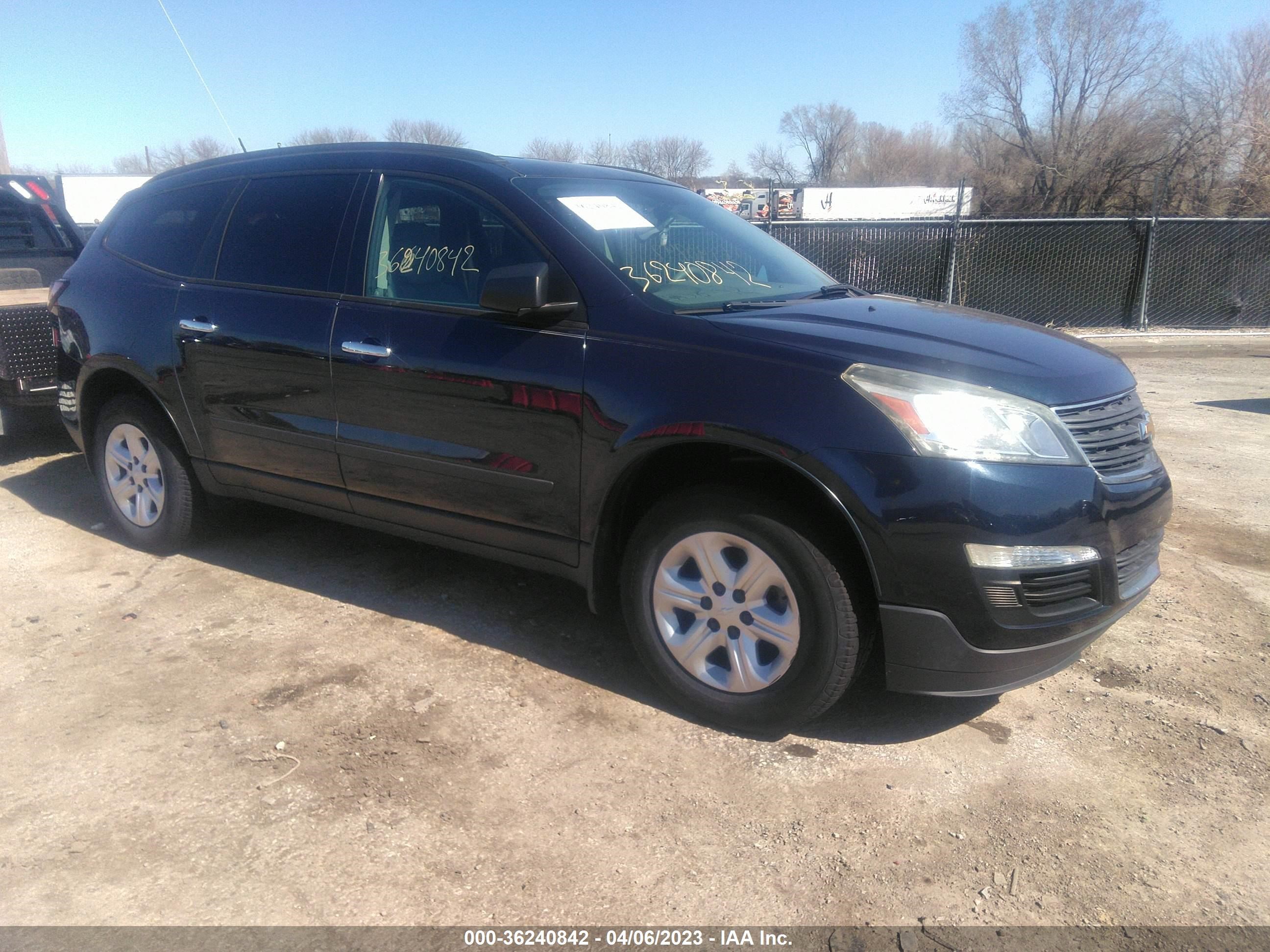 CHEVROLET TRAVERSE 2016 1gnkrfed5gj229041