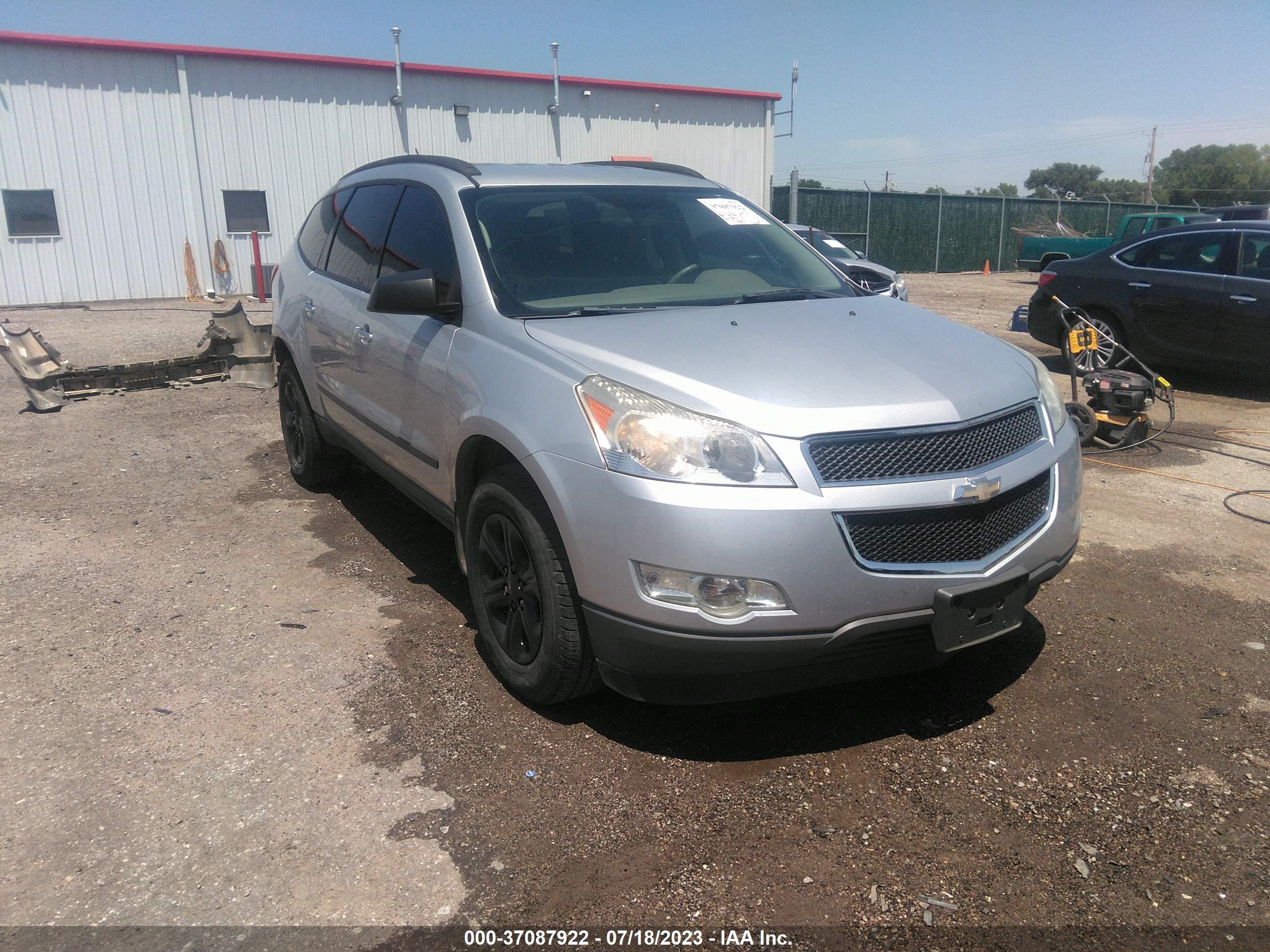 CHEVROLET TRAVERSE 2012 1gnkrfed6cj411096