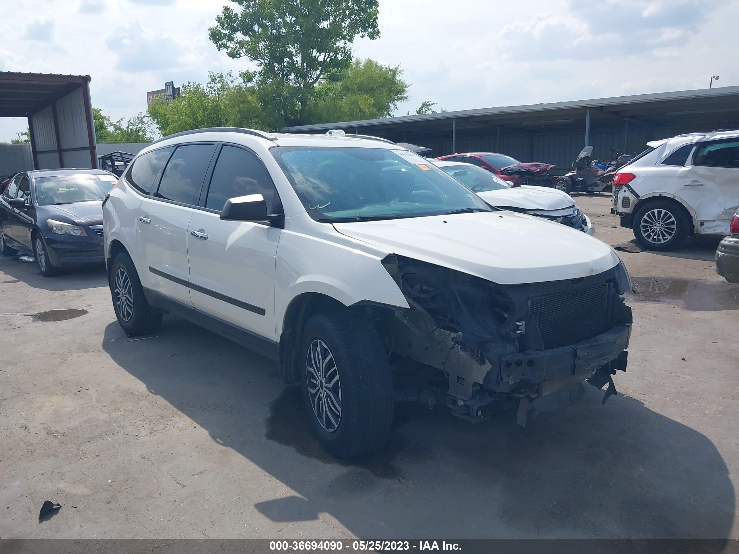 CHEVROLET TRAVERSE 2014 1gnkrfkd2ej194749