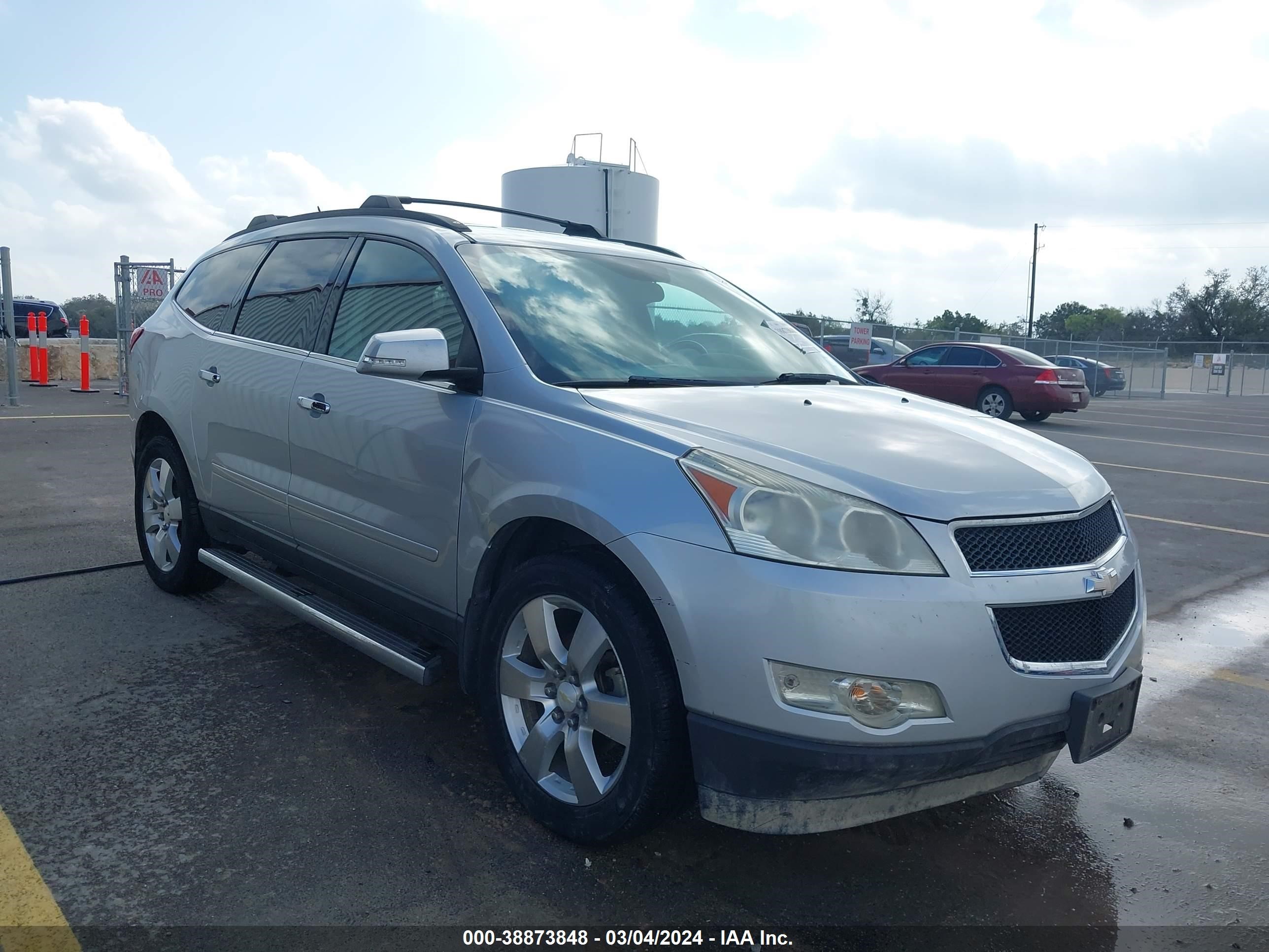 CHEVROLET TRAVERSE 2011 1gnkrged3bj395752