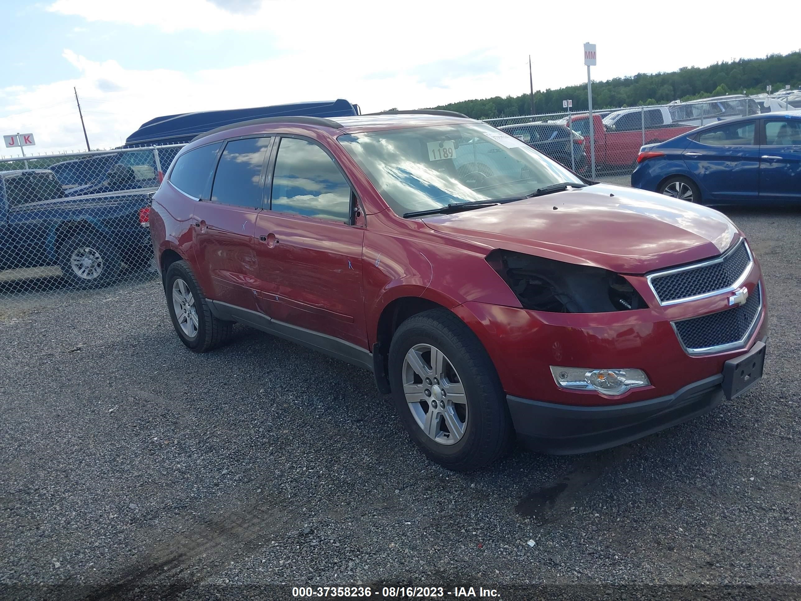 CHEVROLET TRAVERSE 2011 1gnkrged8bj125884