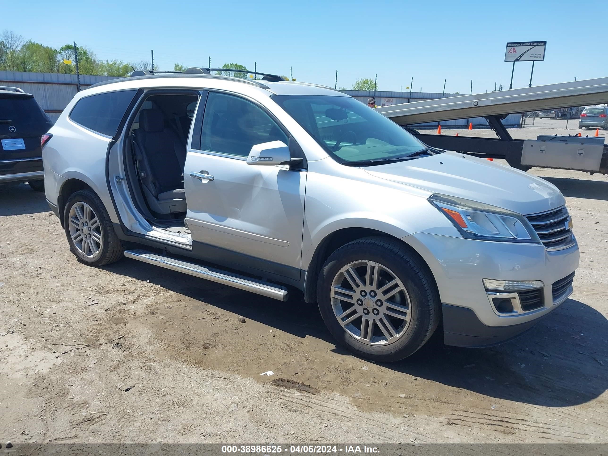 CHEVROLET TRAVERSE 2015 1gnkrgkd5fj266454