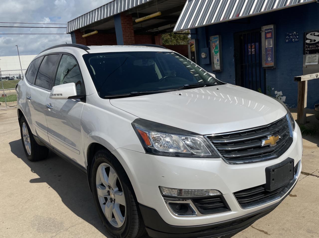 CHEVROLET TRAVERSE 2017 1gnkrgkd7hj299068