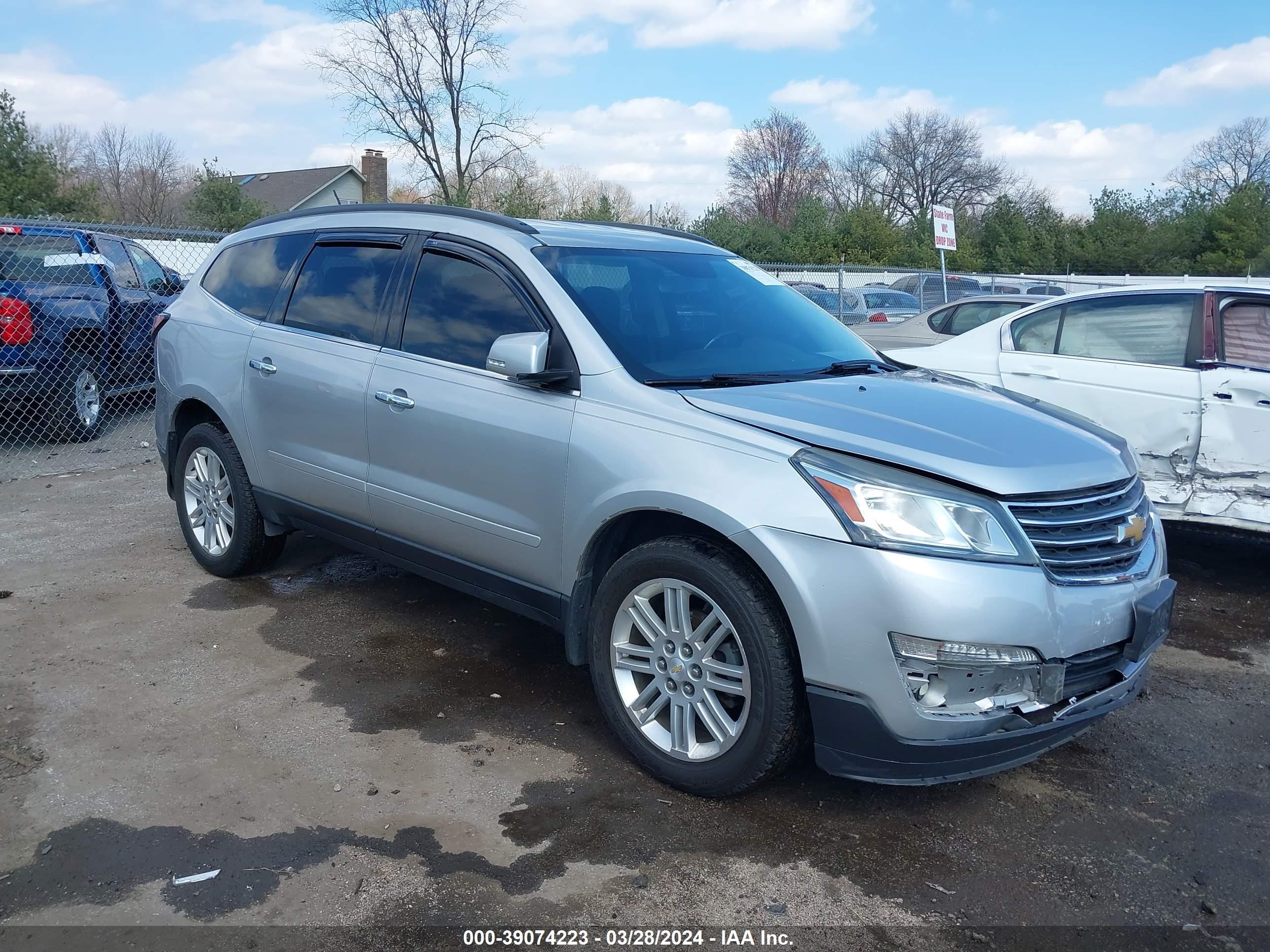 CHEVROLET TRAVERSE 2015 1gnkrgkd8fj205437