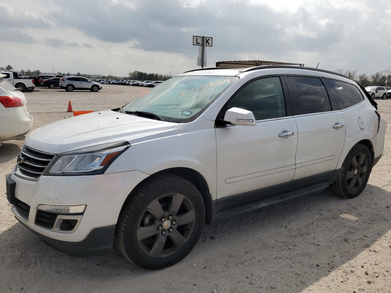 CHEVROLET TRAVERSE 2017 1gnkrhkd3hj203720