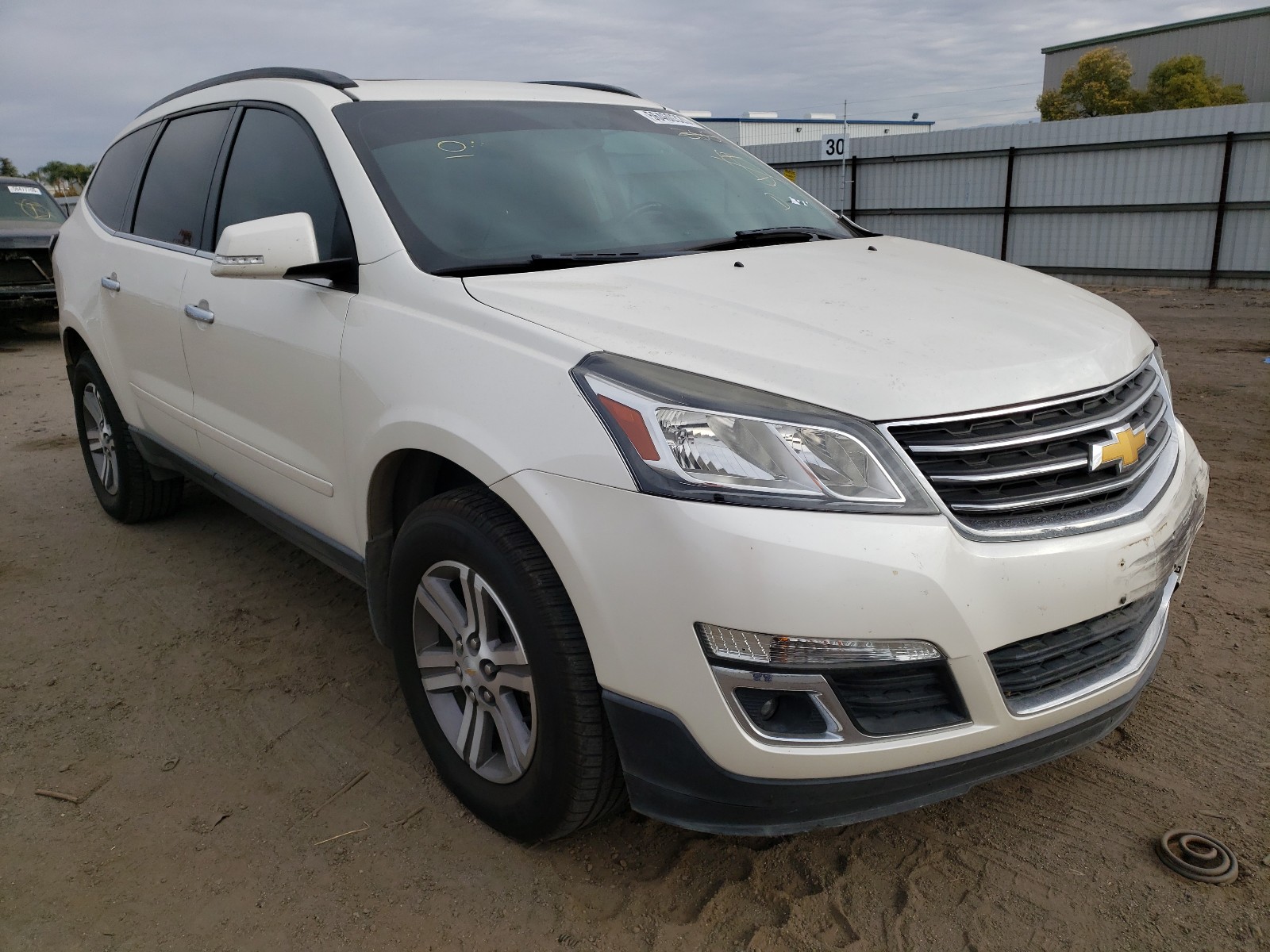 CHEVROLET TRAVERSE L 2015 1gnkrhkd6fj195223