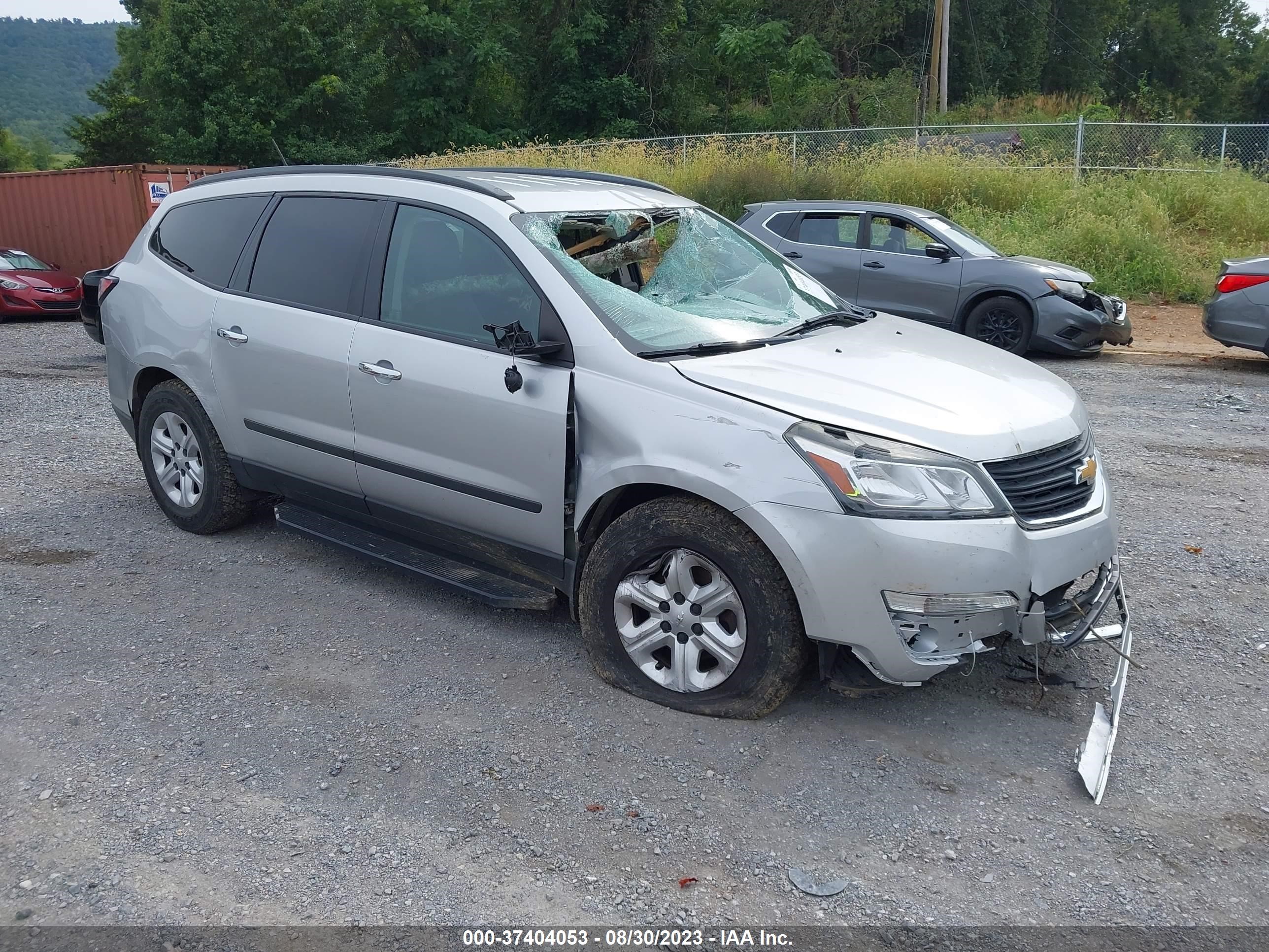 CHEVROLET TRAVERSE 2017 1gnkvfkd9hj174305