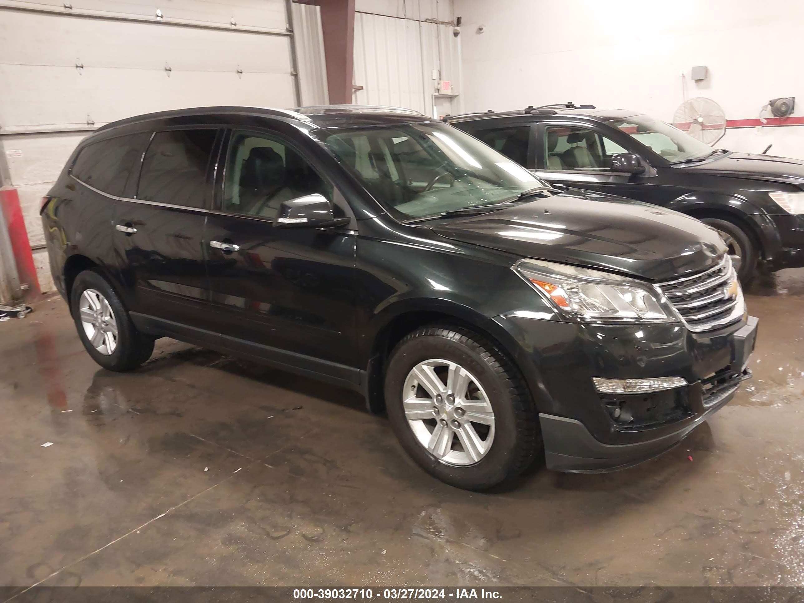 CHEVROLET TRAVERSE 2014 1gnkvhkd2ej110596