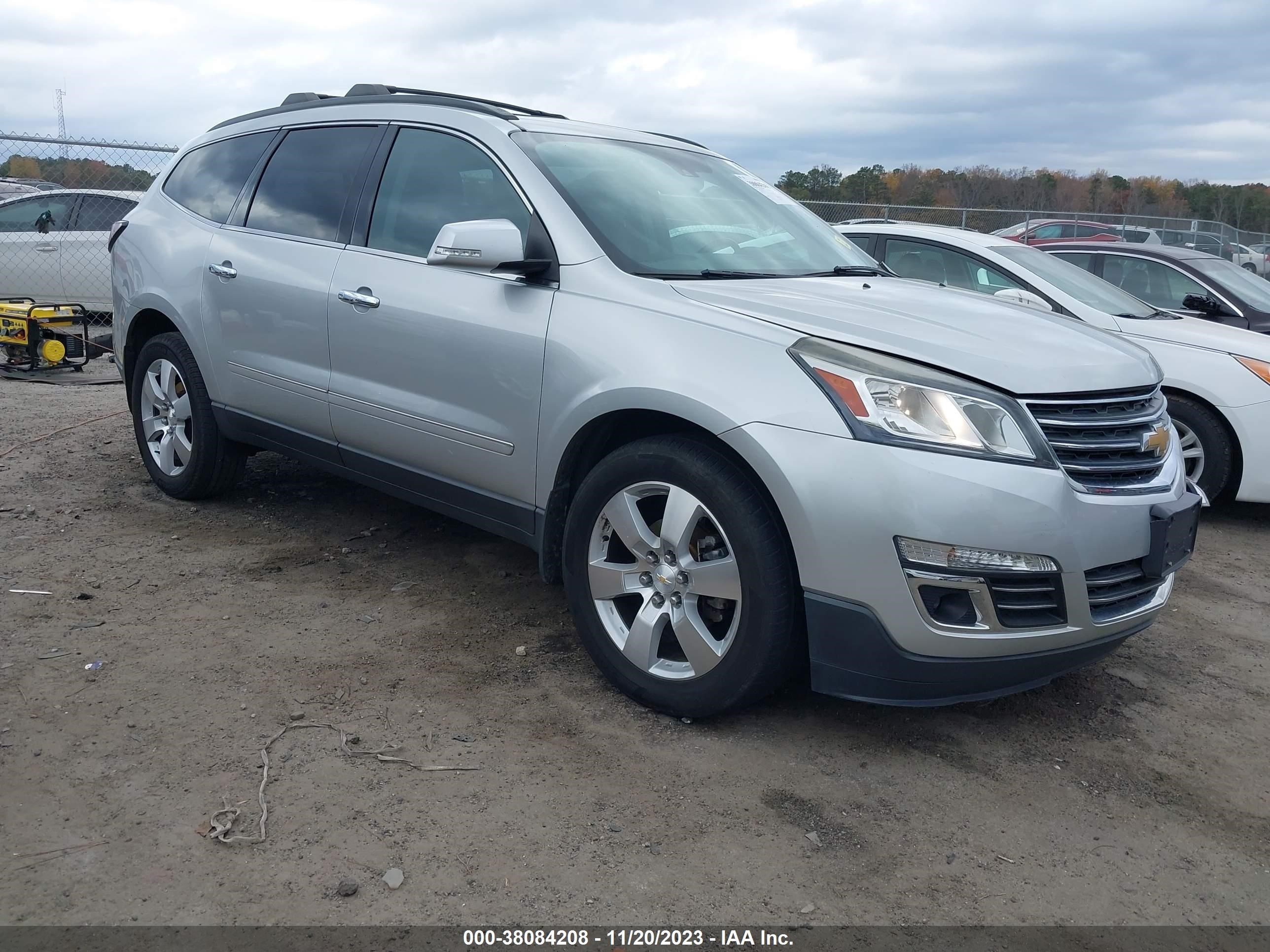 CHEVROLET TRAVERSE 2015 1gnkvjkd2fj373440