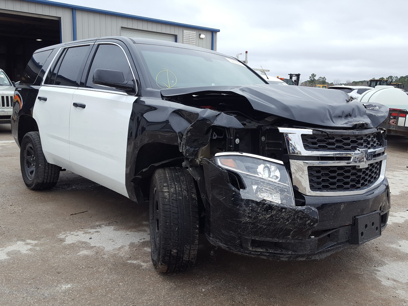 CHEVROLET TAHOE POLI 2019 1gnlcdec2kr231793