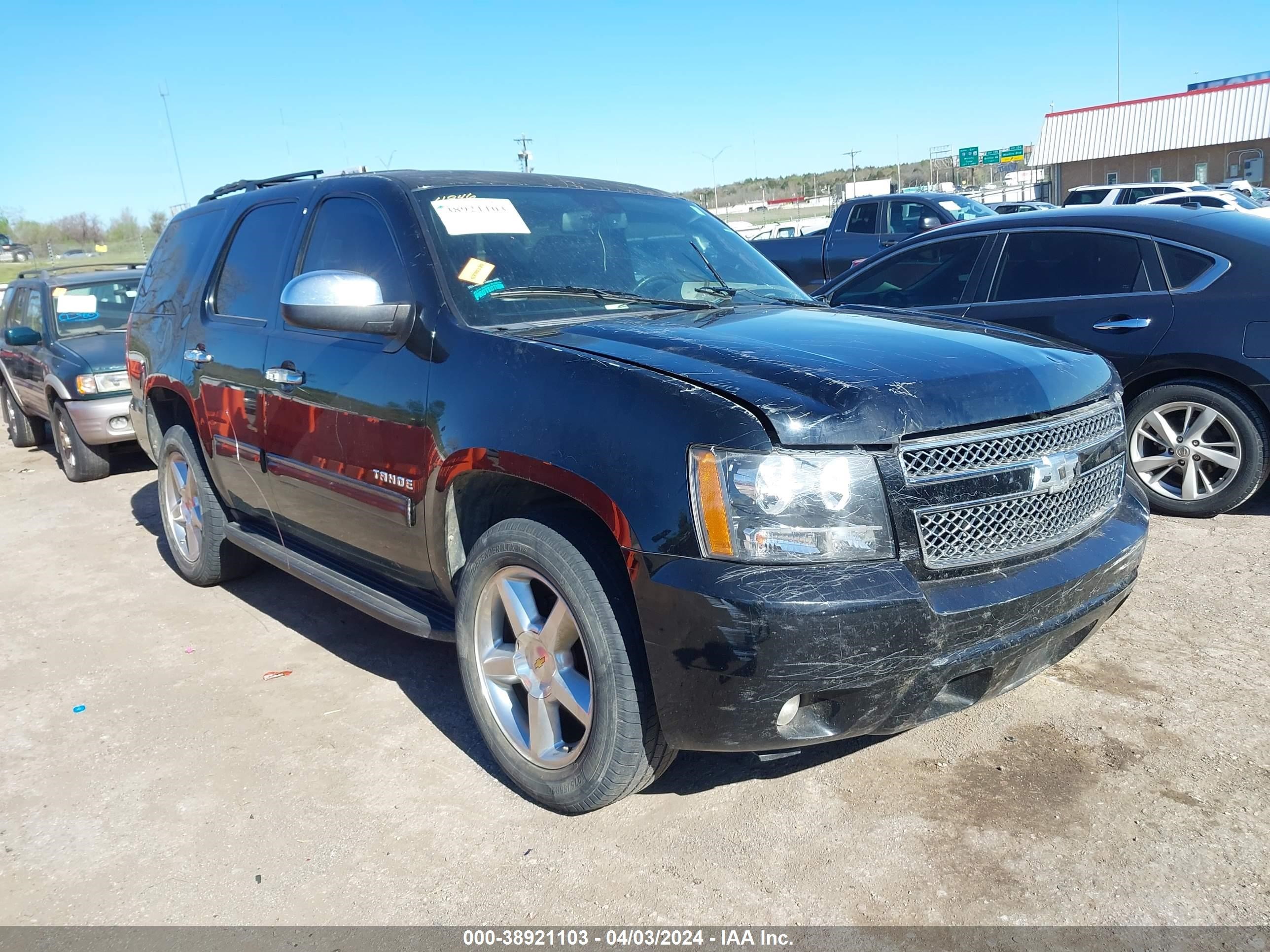 CHEVROLET TAHOE 2014 1gnscae09er128584