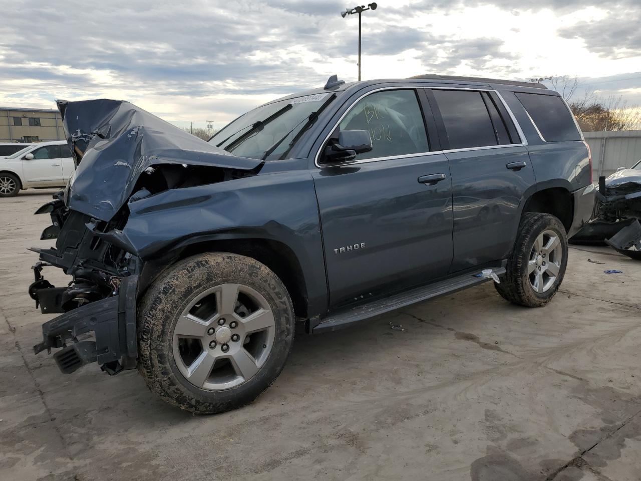 CHEVROLET TAHOE 2019 1gnscakc4kr189528