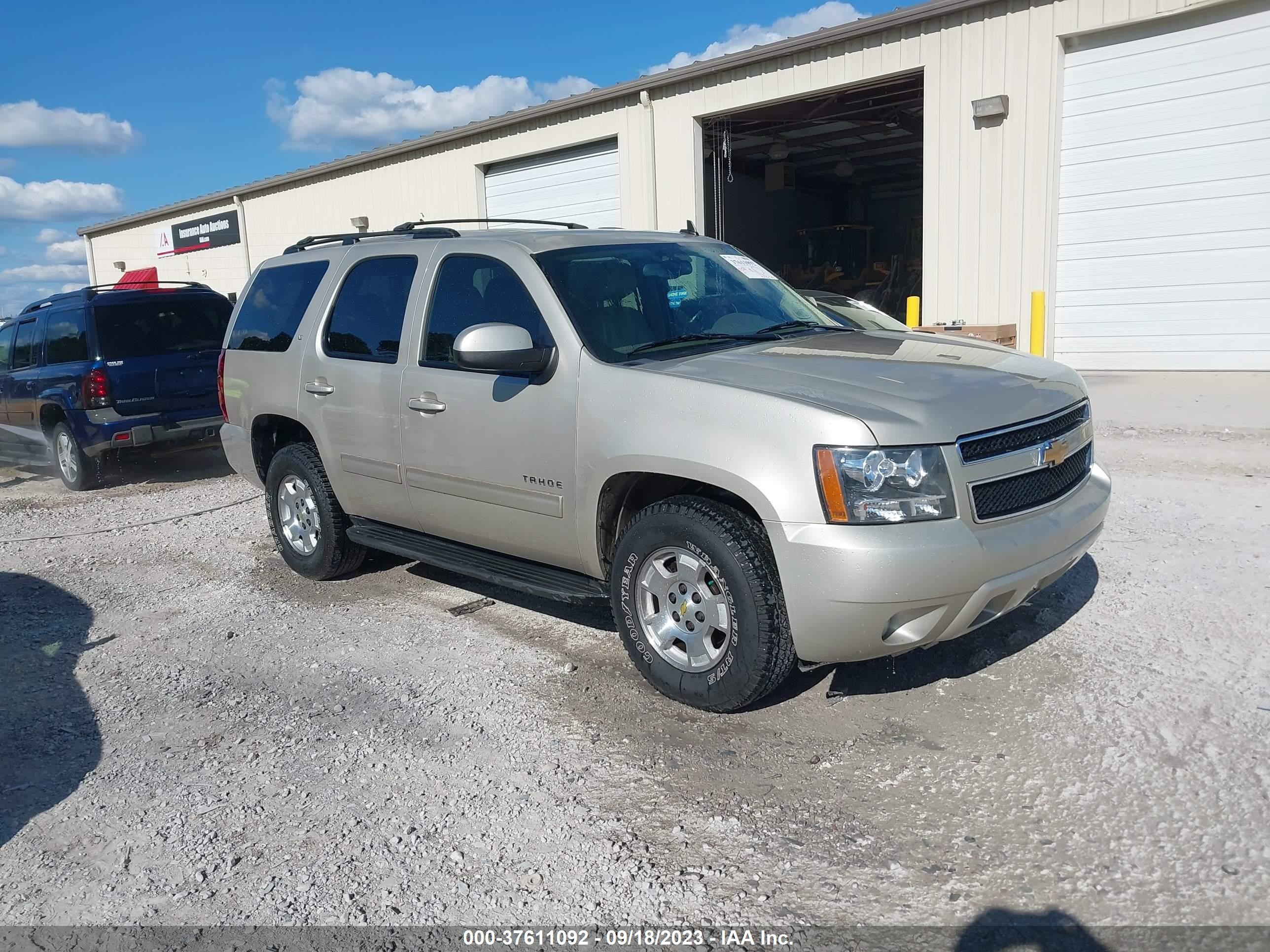 CHEVROLET TAHOE 2013 1gnscbe01dr182546