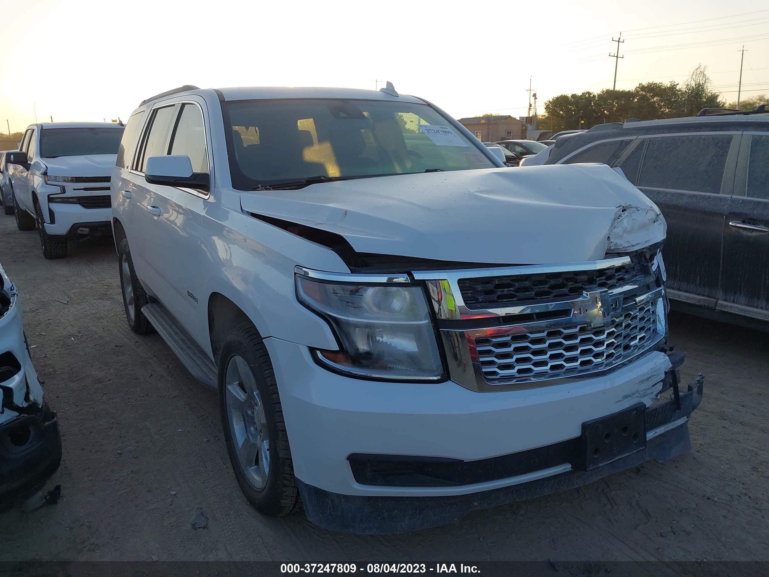 CHEVROLET TAHOE 2016 1gnscbkc2gr352139