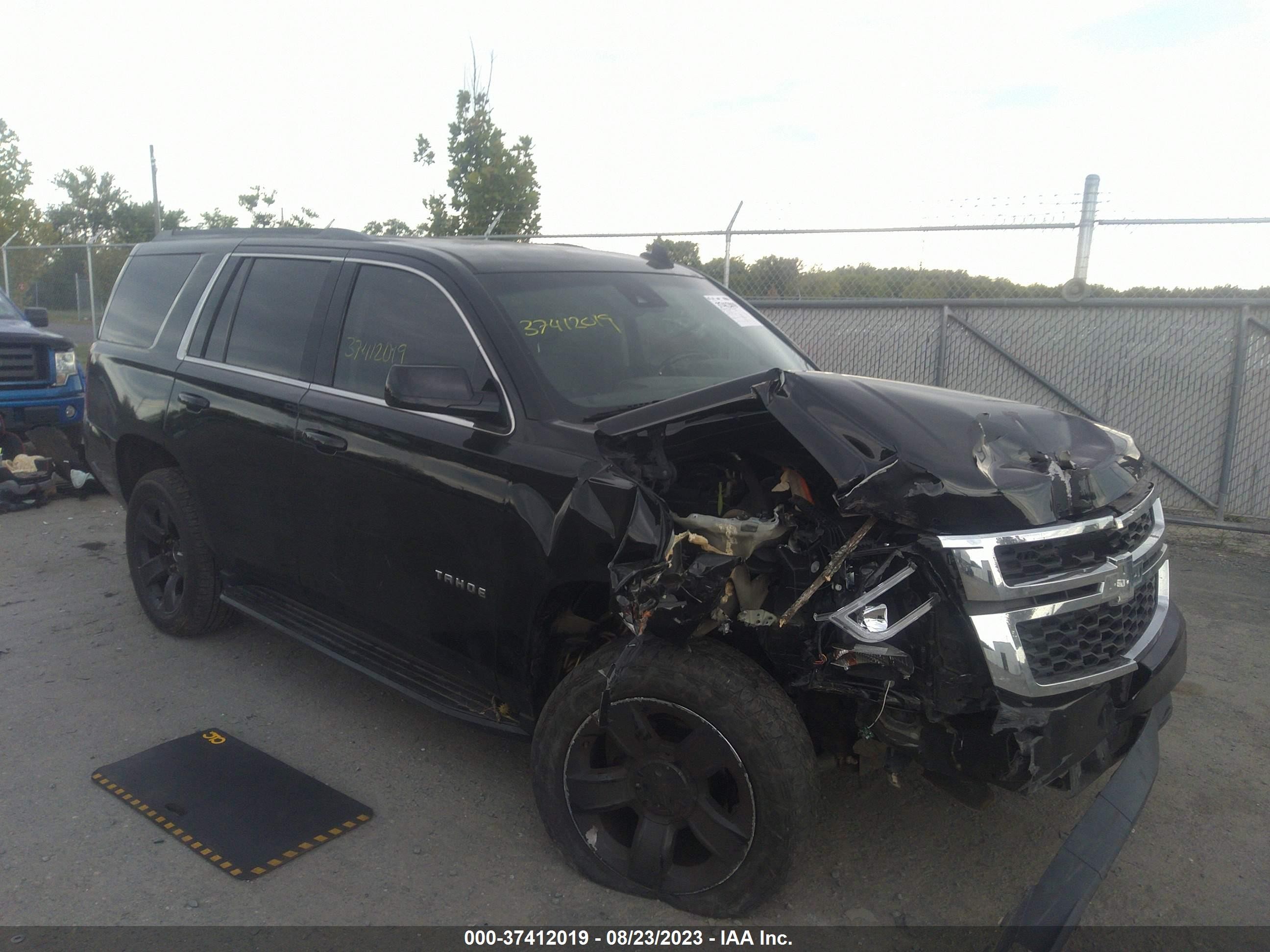 CHEVROLET TAHOE 2017 1gnscbkc3hr139167