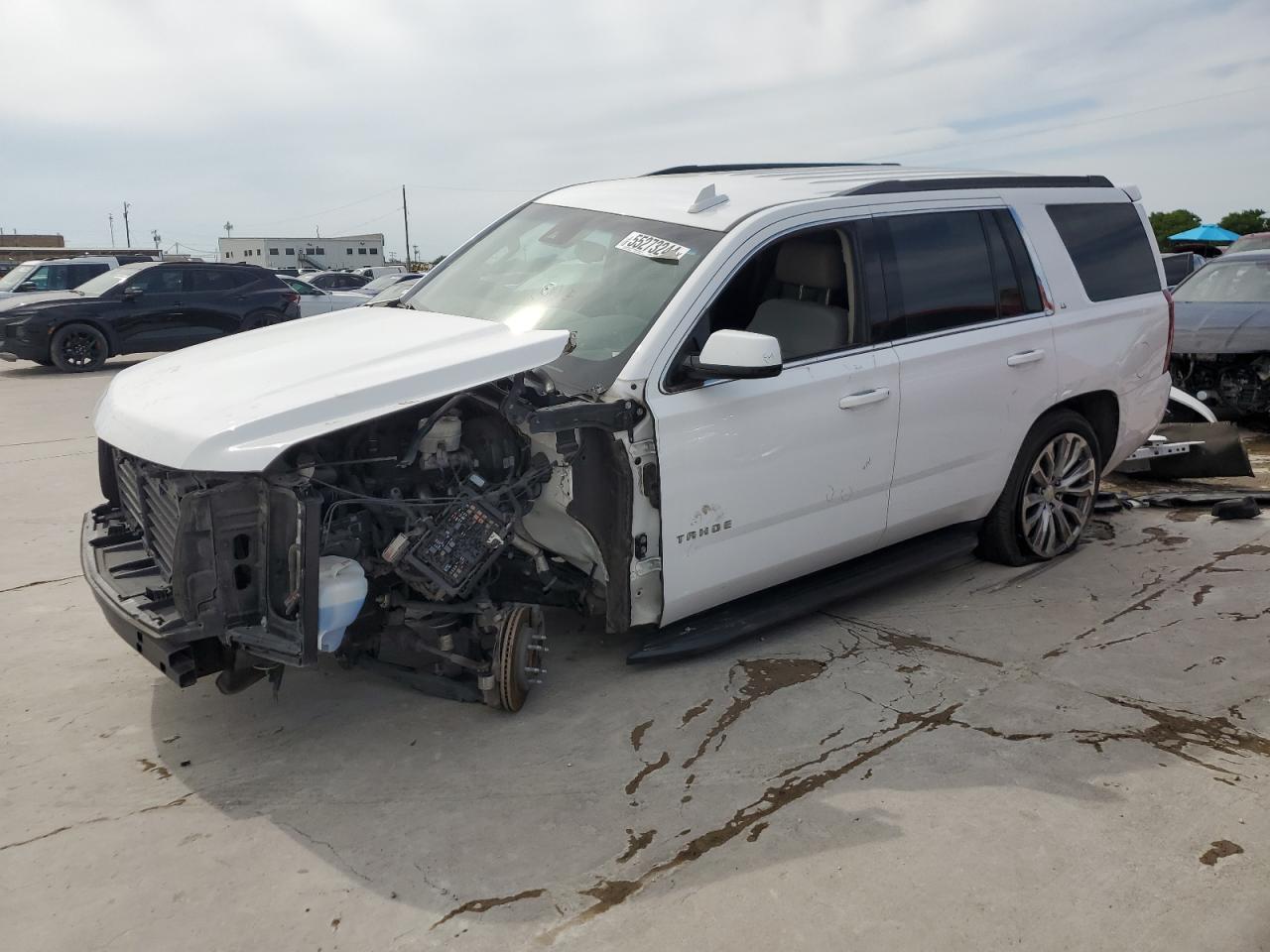 CHEVROLET TAHOE 2018 1gnscbkc3jr359995