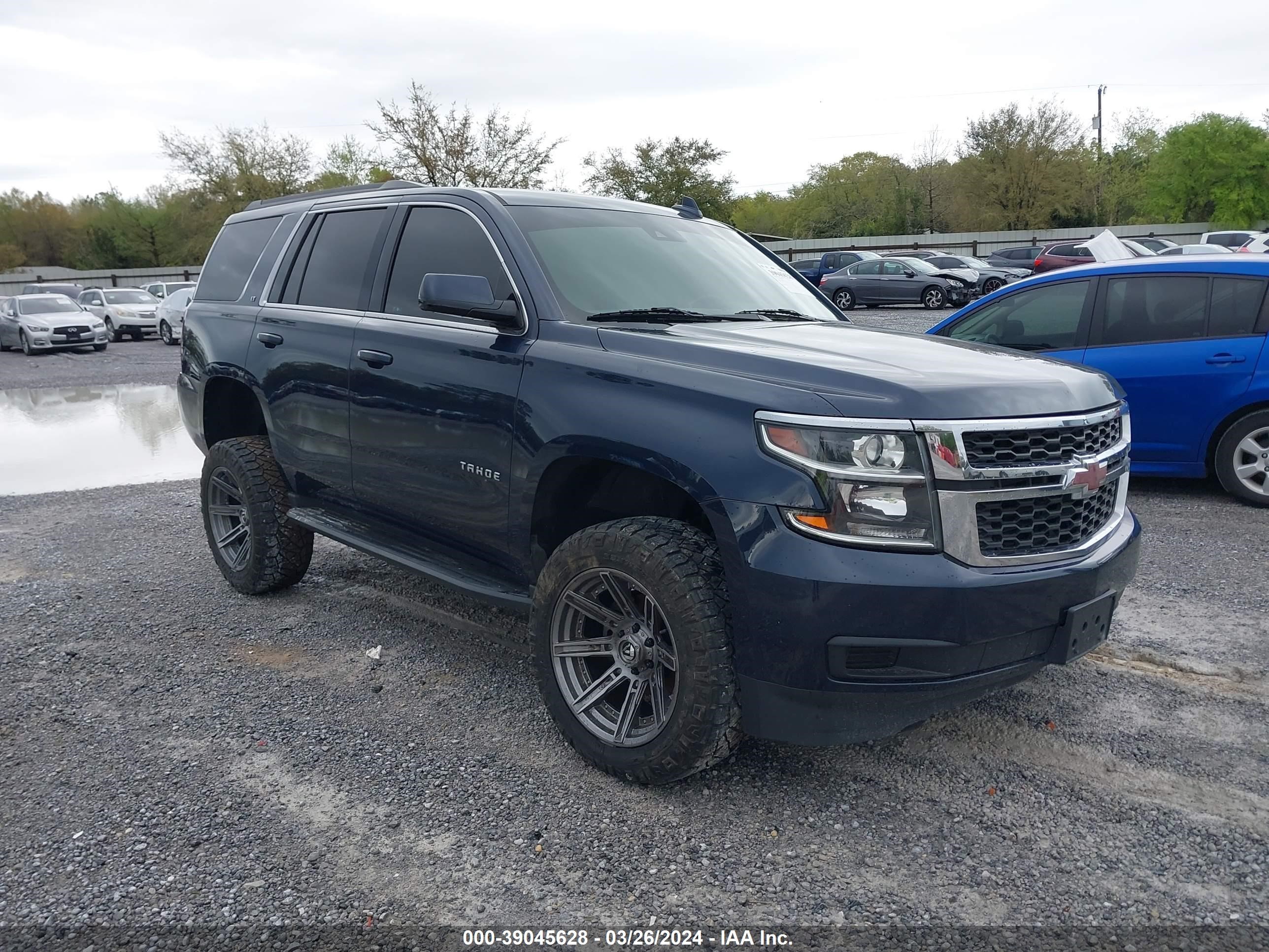 CHEVROLET TAHOE 2018 1gnscbkc6jr111708