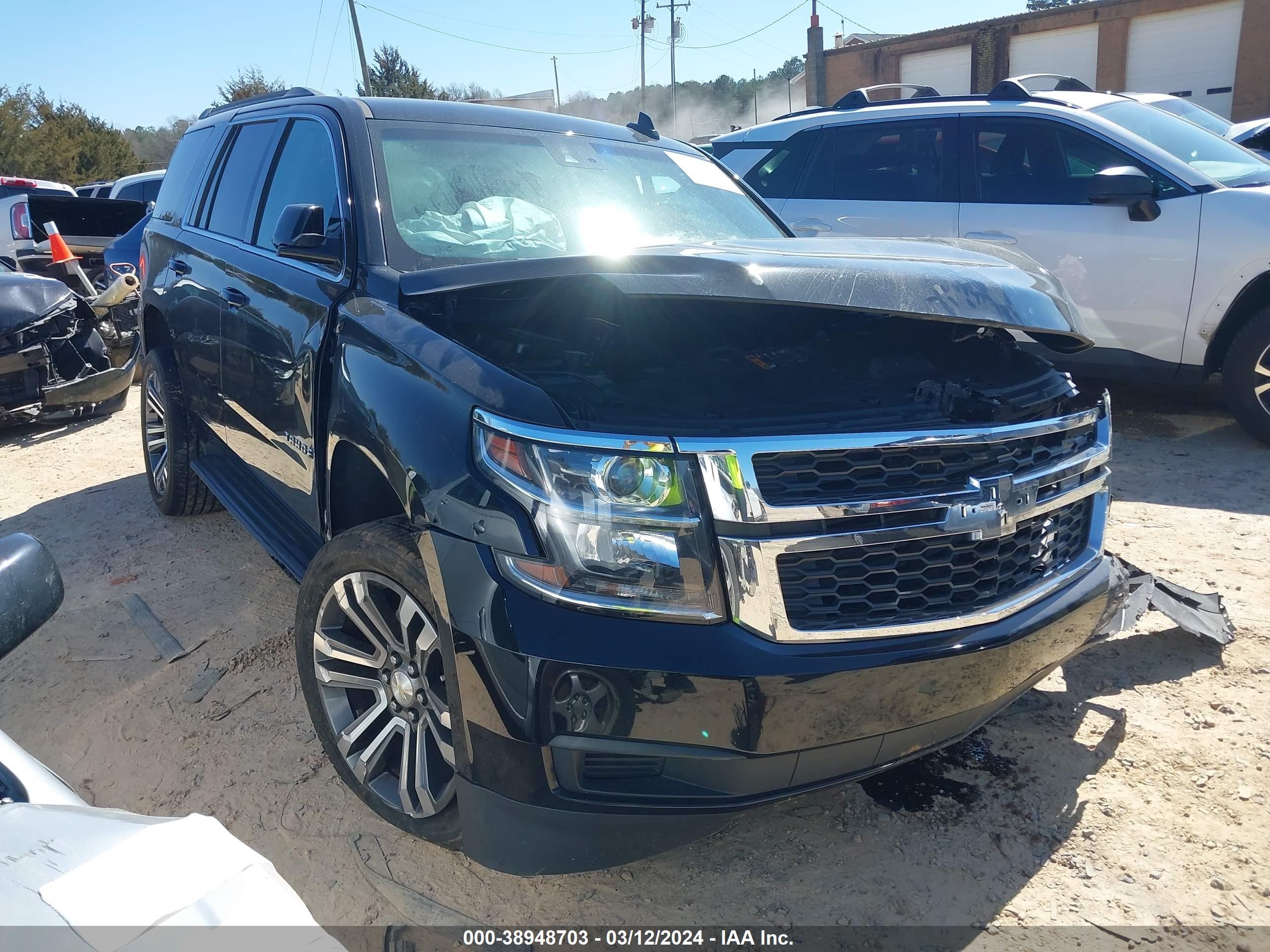 CHEVROLET TAHOE 2019 1gnscbkc9kr181379