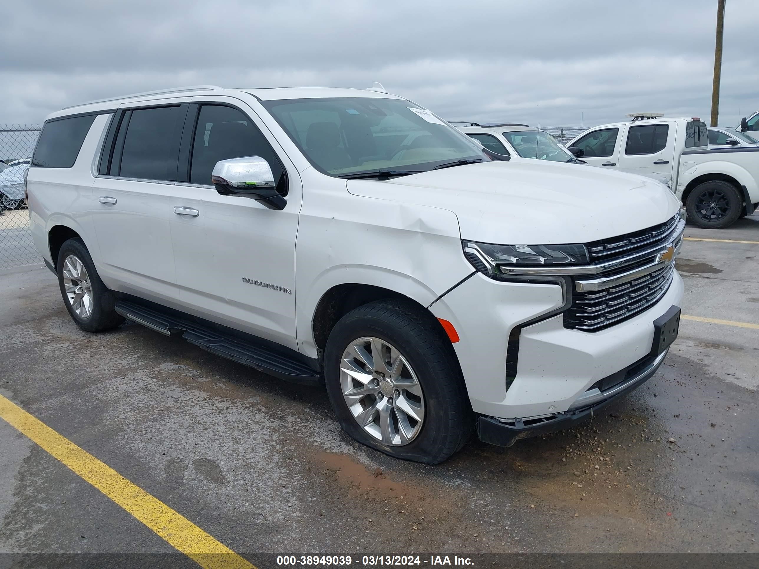 CHEVROLET SUBURBAN 2021 1gnscfkd9mr138325