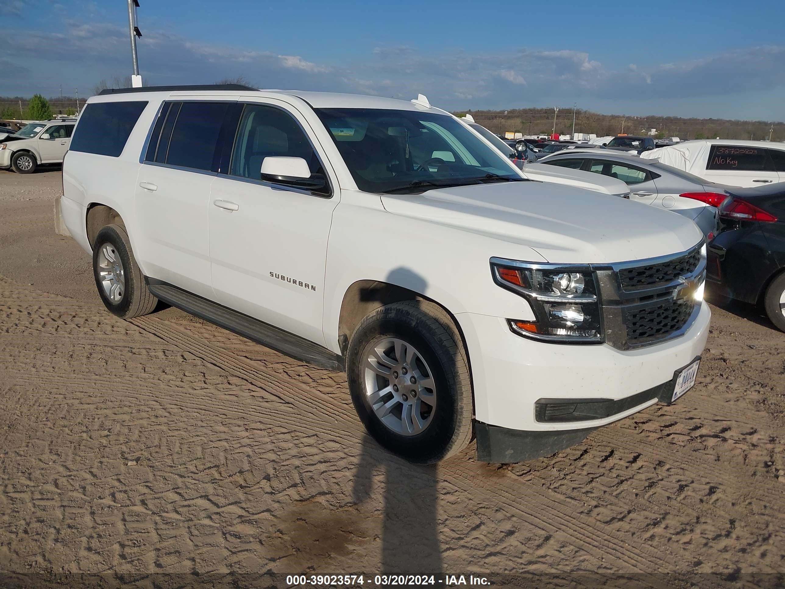 CHEVROLET SUBURBAN 2019 1gnscgkc4kr338295