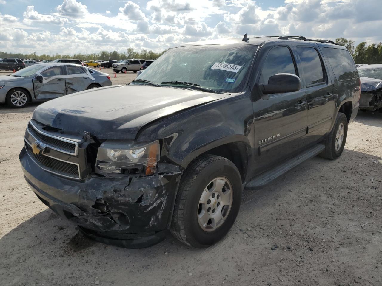 CHEVROLET SUBURBAN 2013 1gnsche02dr369376