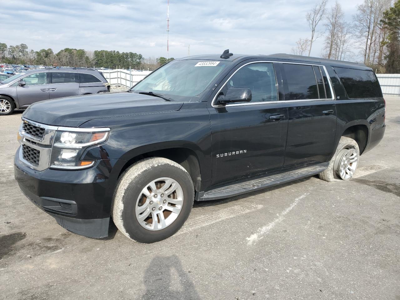 CHEVROLET SUBURBAN 2018 1gnschkc3jr336655