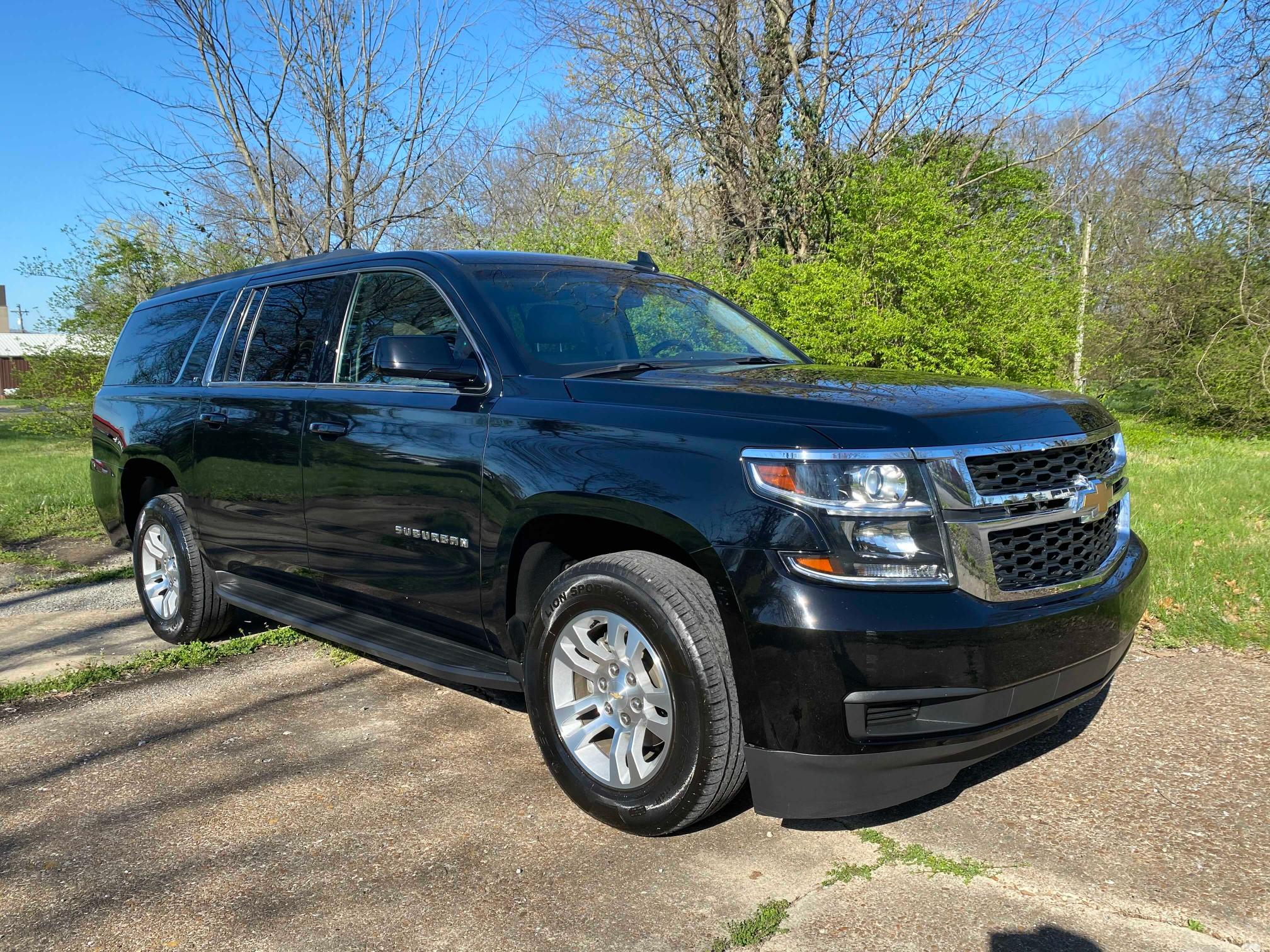 CHEVROLET SUBURBAN C 2018 1gnschkc6jr145182