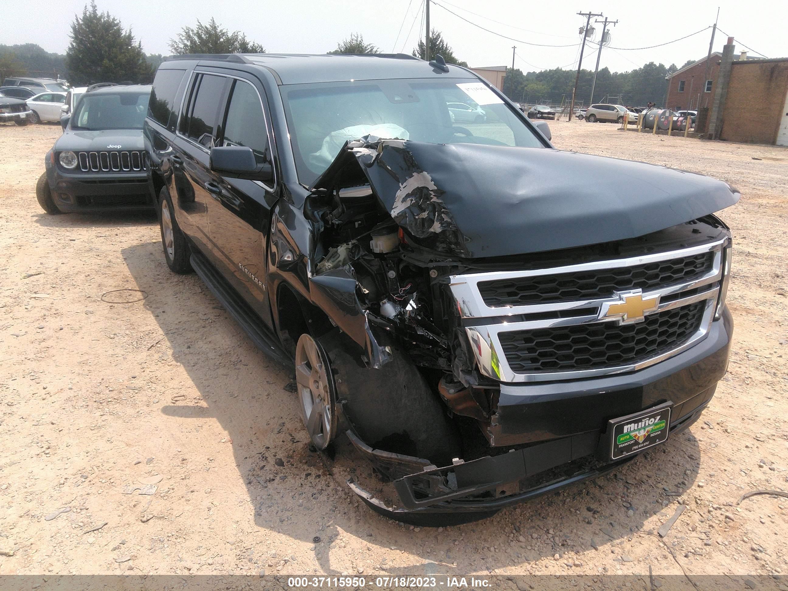 CHEVROLET SUBURBAN 2019 1gnschkcxkr194161