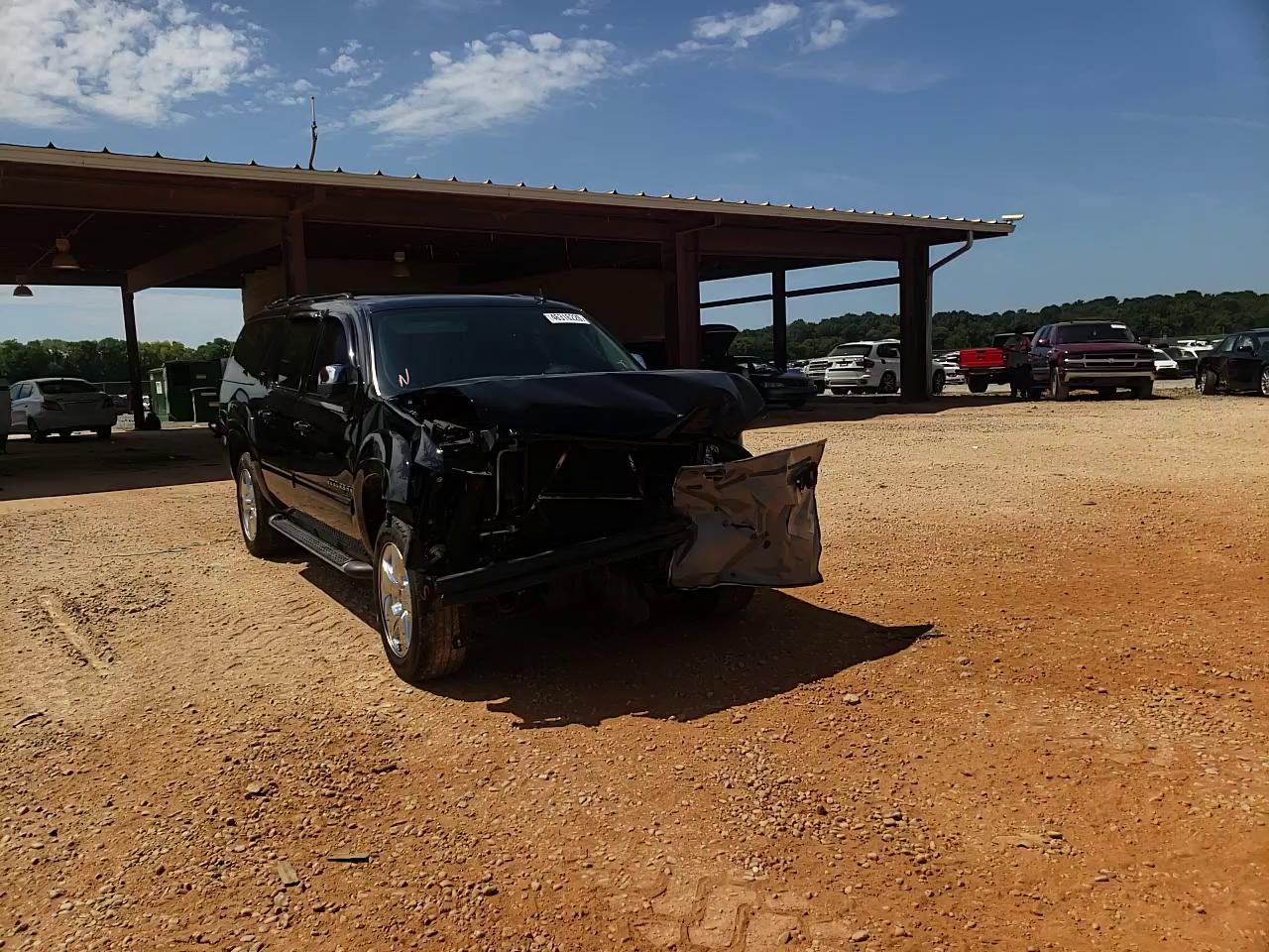 CHEVROLET SUBURBAN C 2011 1gnscje01br396685