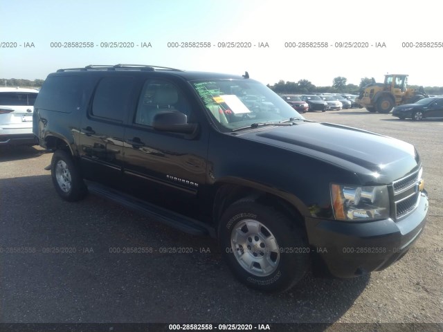 CHEVROLET SUBURBAN 2013 1gnscje04dr112758