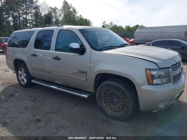 CHEVROLET SUBURBAN 1500 2013 1gnscje06dr378699