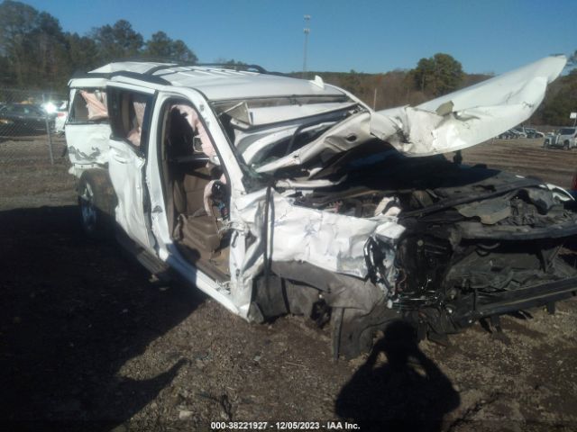 CHEVROLET SUBURBAN 2015 1gnscjkc44fr72774