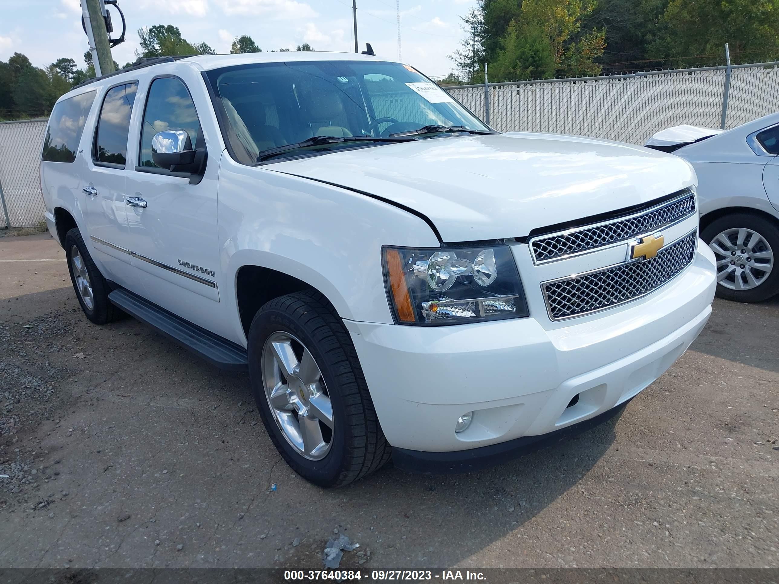 CHEVROLET SUBURBAN 2014 1gnscke06er147583