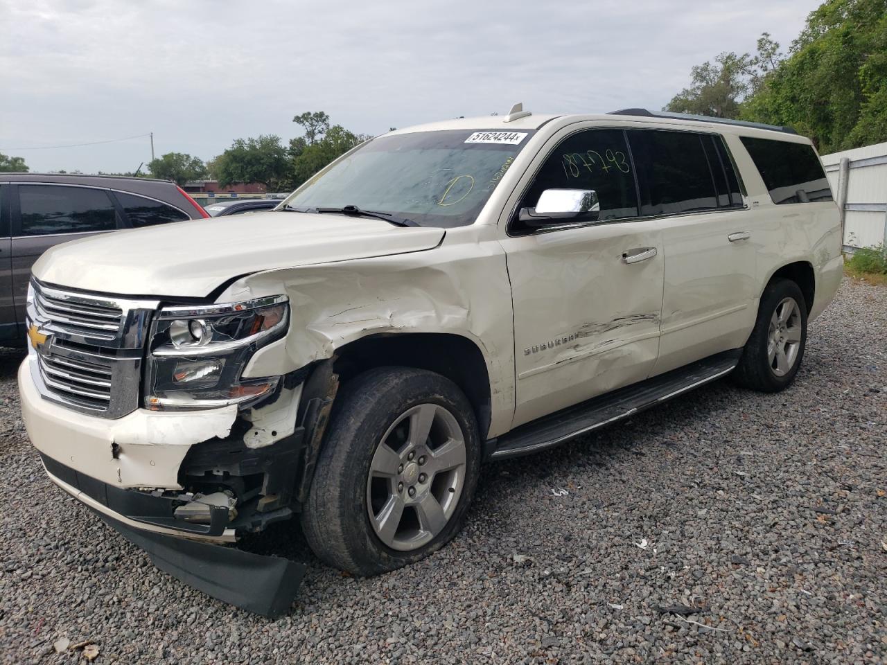 CHEVROLET SUBURBAN 2015 1gnsckkc8fr671303