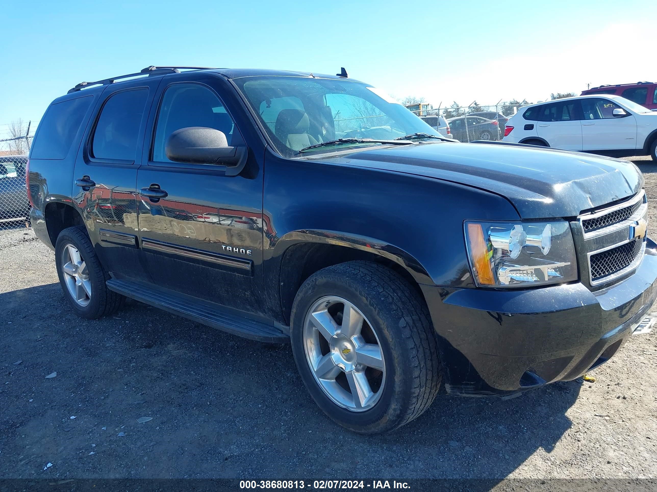 CHEVROLET TAHOE 2011 1gnskae03br275613