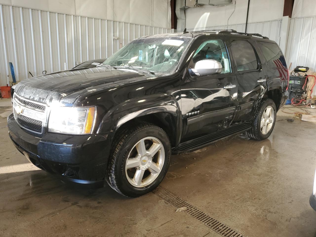 CHEVROLET TAHOE 2013 1gnskbe02dr174359