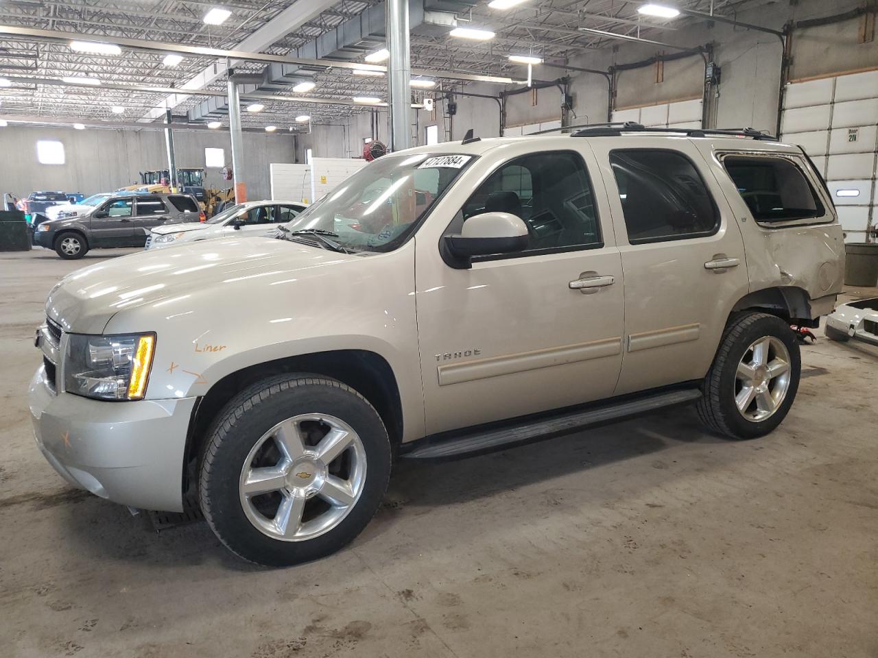 CHEVROLET TAHOE 2013 1gnskbe02dr242014