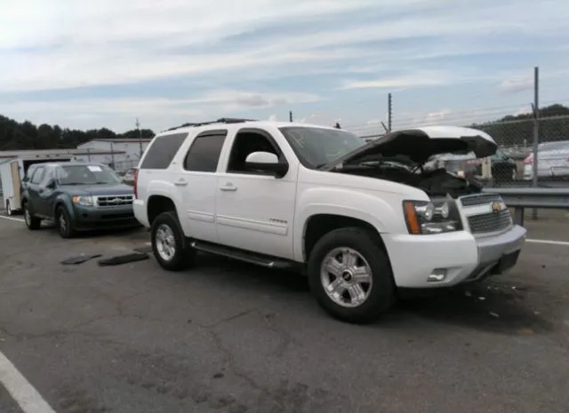 CHEVROLET TAHOE 2013 1gnskbe04dr376992