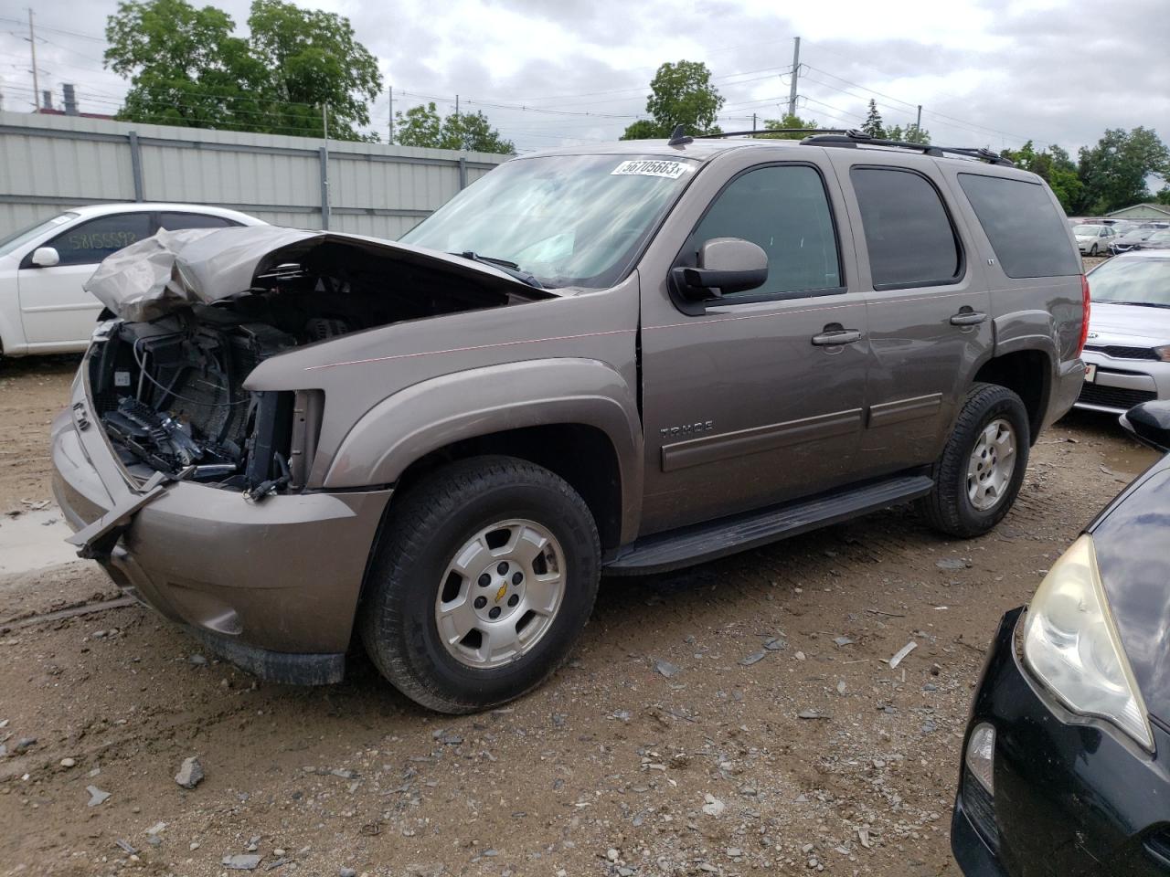 CHEVROLET TAHOE 2013 1gnskbe05dr322844