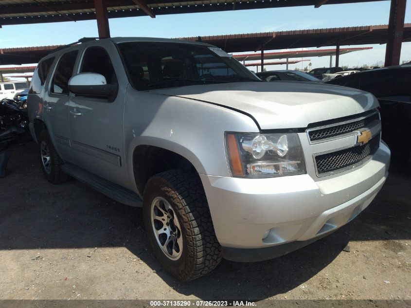 CHEVROLET TAHOE 2013 1gnskbe07dr242266